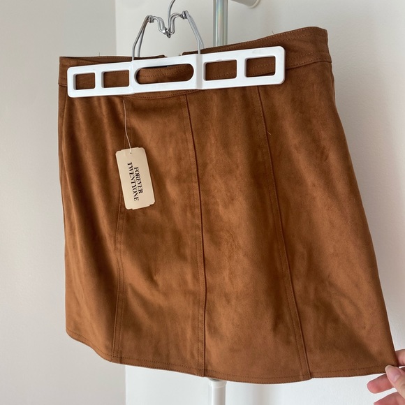 Suede skirt - Picture 4 of 4